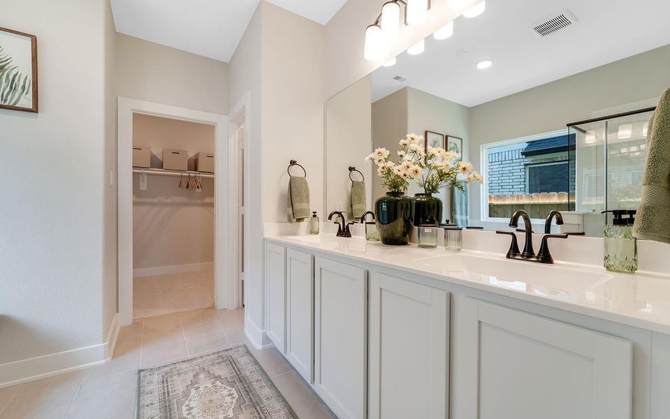 *referential image only *referential image only