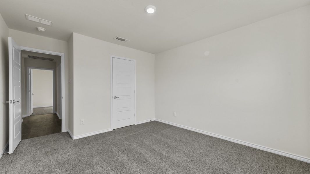 Spacious, unfurnished interior of a new home in Trailstone, Caddo Mills (Image 12). Spacious, unfurnished interior of a new home in Trailstone, Caddo Mills (Image 12).