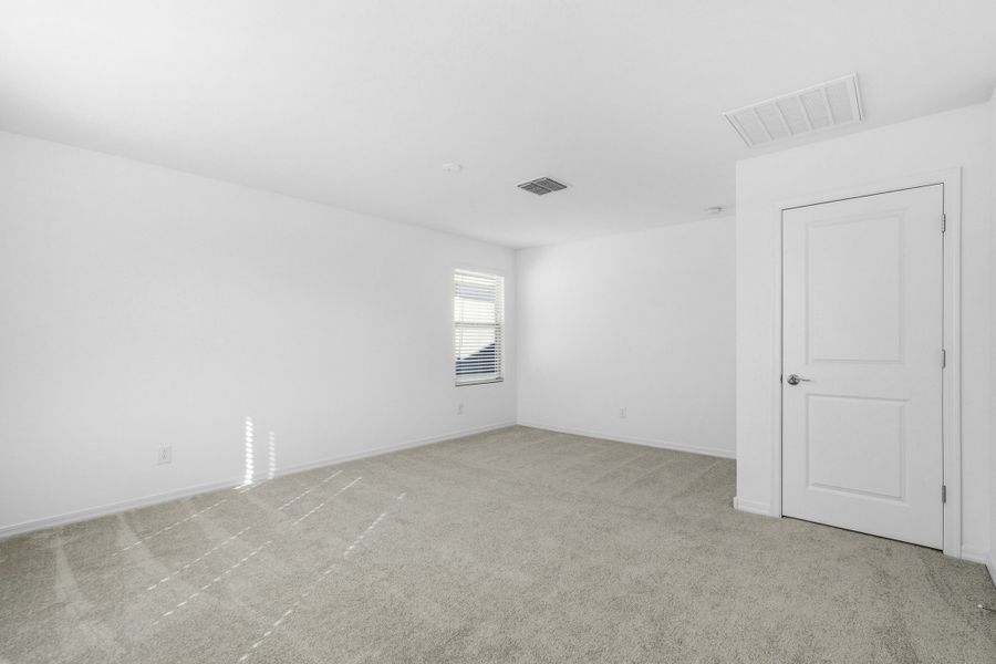 Spacious, unfurnished interior of a new home in Artisan at Asante, Surprise (Image 23). Spacious, unfurnished interior of a new home in Artisan at Asante, Surprise (Image 23).