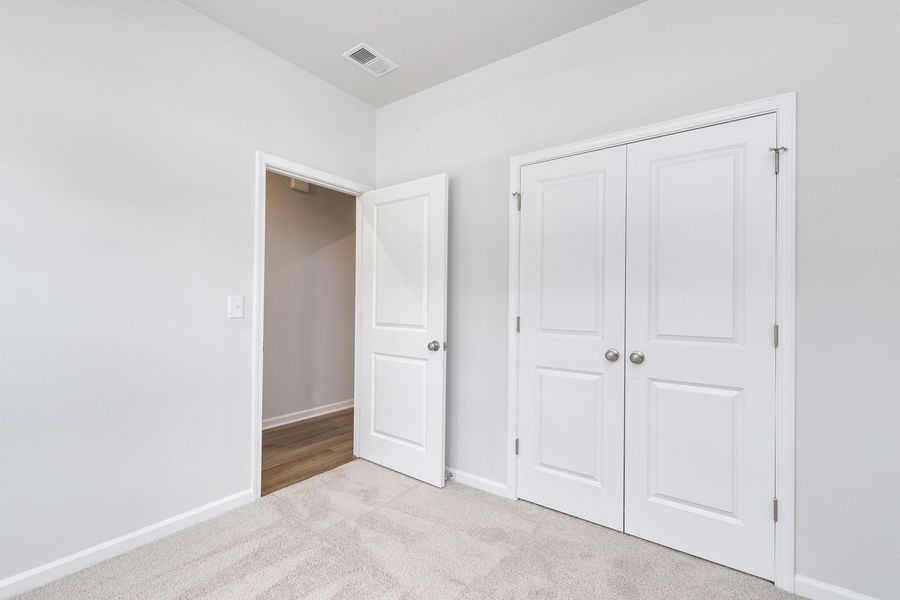 Spacious, unfurnished interior of a new home in Hainer Place, Conway (Image 40).