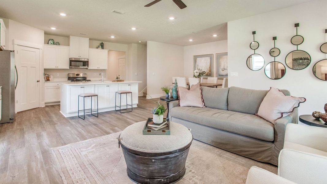 Furnished interior view inside a new home in Hodges Bayou Plantation, Panama City (Image 17).