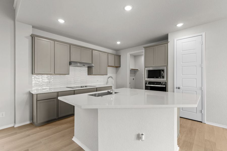 2,303sf New Home in Castroville, TX. - Slide 10 2,303sf New Home in Castroville, TX. - Slide 10