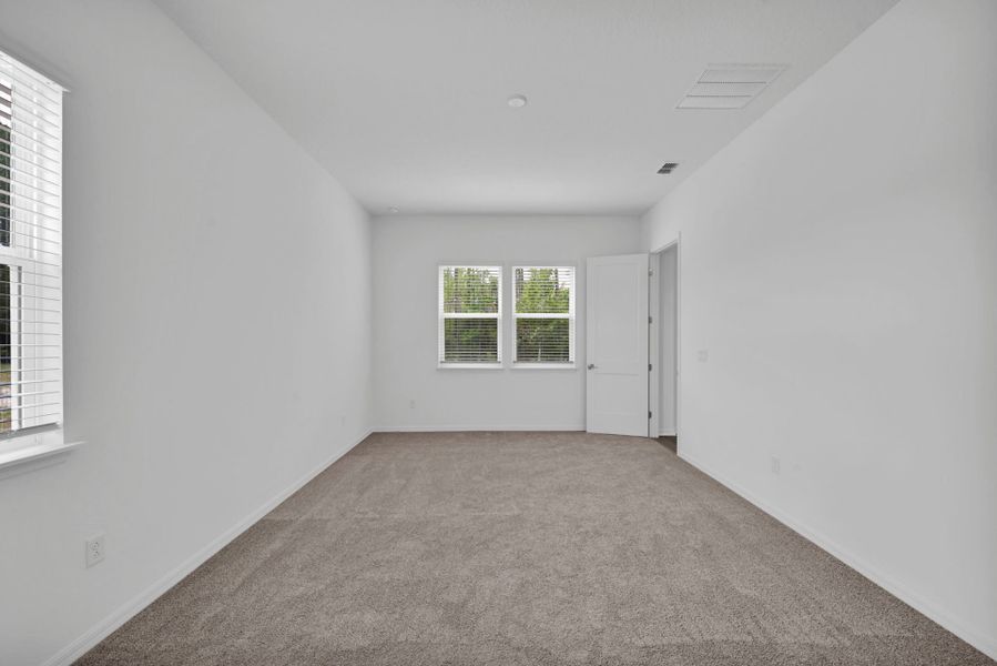Spacious, unfurnished interior of a new home in Fiddler's Cove, Kingsland (Image 13). Spacious, unfurnished interior of a new home in Fiddler's Cove, Kingsland (Image 13).