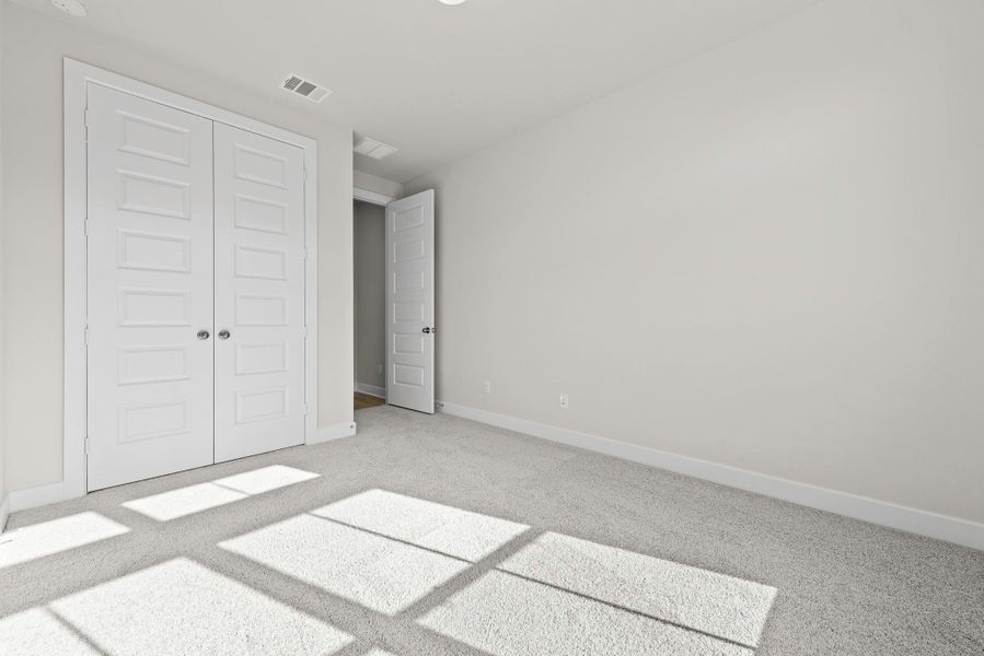 Representative image. Features, specifications, selections and colors may vary. Representative image. Features, specifications, selections and colors may vary.