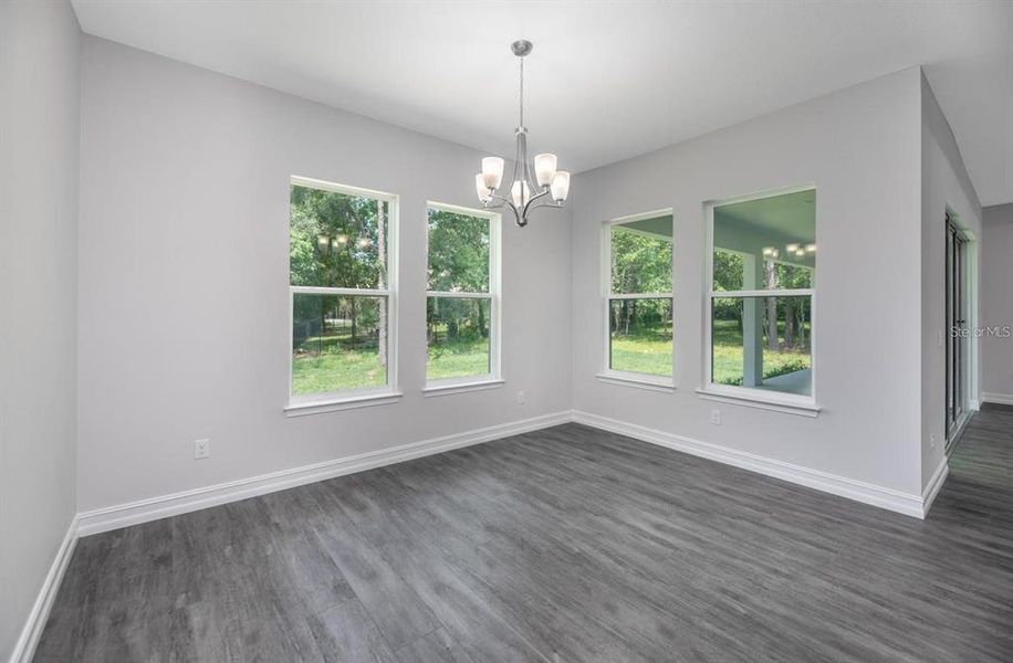 Spacious, unfurnished interior of a new home in Southern Hills Plantation, Brooksville (Image 19).