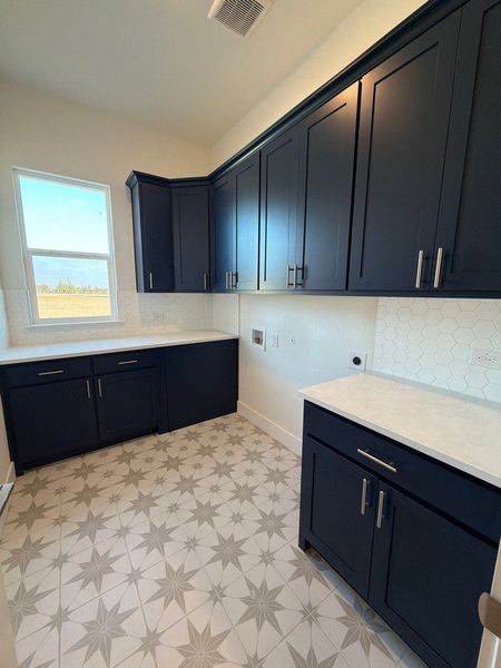 Furnished interior view inside a new home in Grayson Ridge, Van Alstyne (Image 4).
