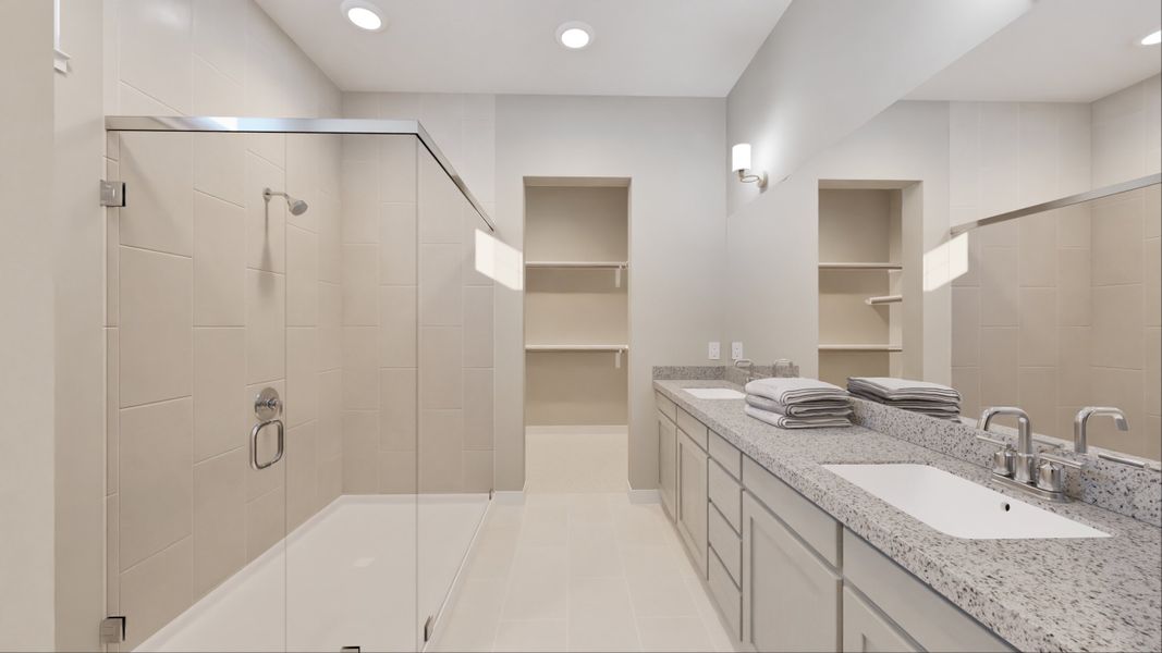 Image 44 representing the Amelia by Tricoast Homes in Summer Place  35', Montgomery, TX.