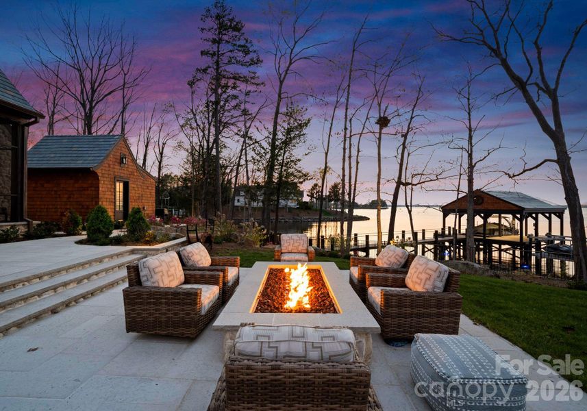 Community amenities in , Cornelius (Image 22).