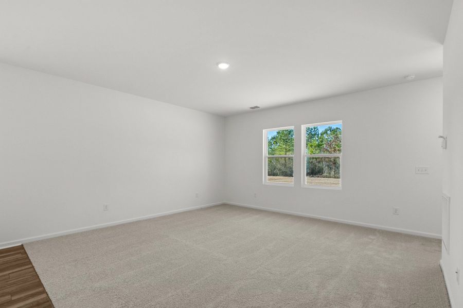 Representative unfurnished interior of a home built from the Mare by Starlight Homes in Sutton Farms, San Antonio (Image 19).