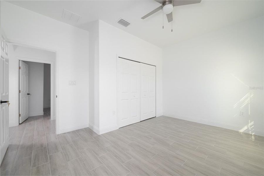 Spacious, unfurnished interior of a new home in , Orlando (Image 28). Spacious, unfurnished interior of a new home in , Orlando (Image 28).