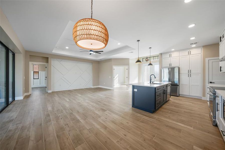 Spacious, unfurnished interior of a new home in , Port Charlotte (Image 28).