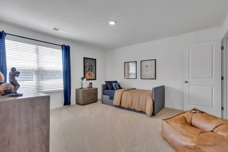 Representative furnished interior of a home built from the Penwell by D.R. Horton in Creekside Ridge, Dandridge (Image 23).