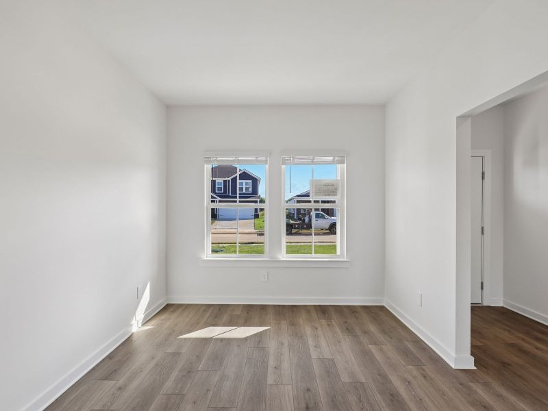 Spacious, unfurnished interior of a new home in Avery Farms - Legacy Series, Murfreesboro (Image 9).