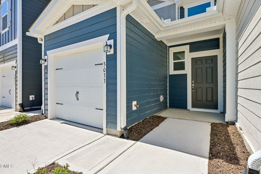 6-web-or-mls-Glen Lyon Drive-S2204-006
