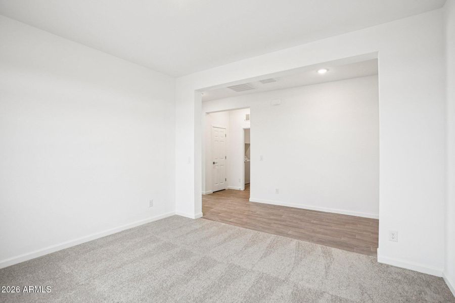 17-web-or-mls-W Pecan Wds-S1004-017