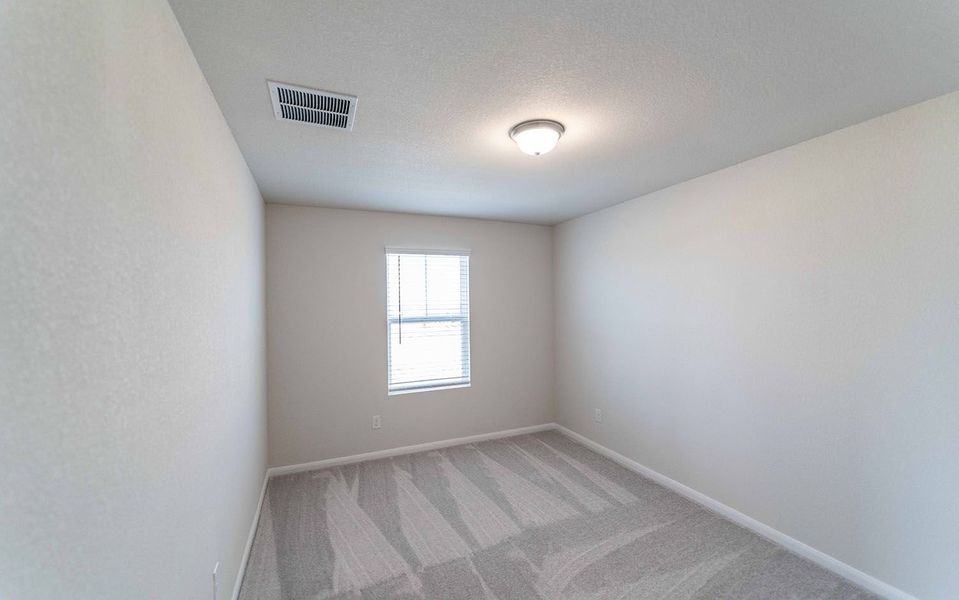 Spacious, unfurnished interior of a new home in Hunters Glen, Jarrell (Image 18).