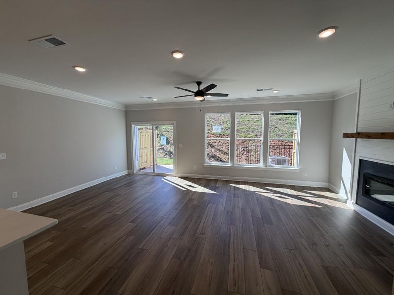 Spacious, unfurnished interior of a new home in Villas at Dawsonville Townhomes, Dawsonville (Image 8).