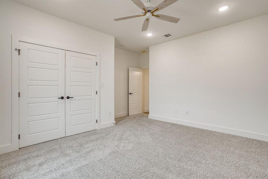 Spacious, unfurnished interior of a new home in , Poolville (Image 30).