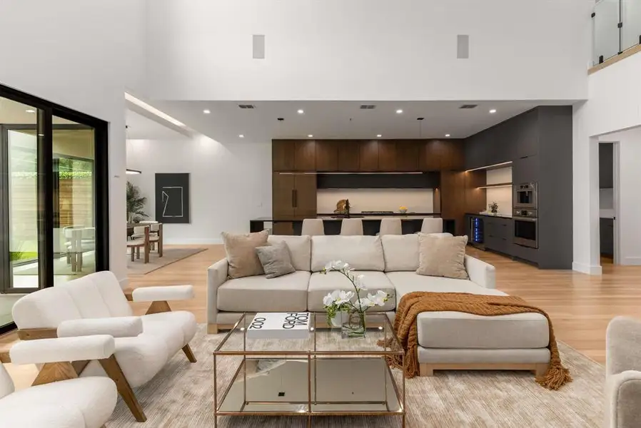 Furnished interior view inside a new home in , Dallas (Image 6).