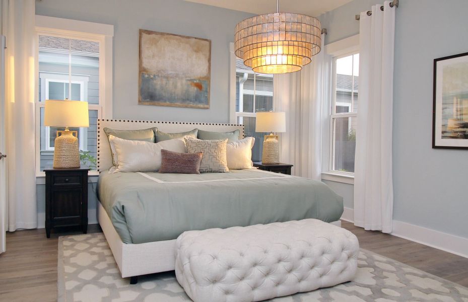 Representative furnished interior of a home built from the Sweetgrass by Pulte Homes in SayeBrook, Myrtle Beach (Image 8).