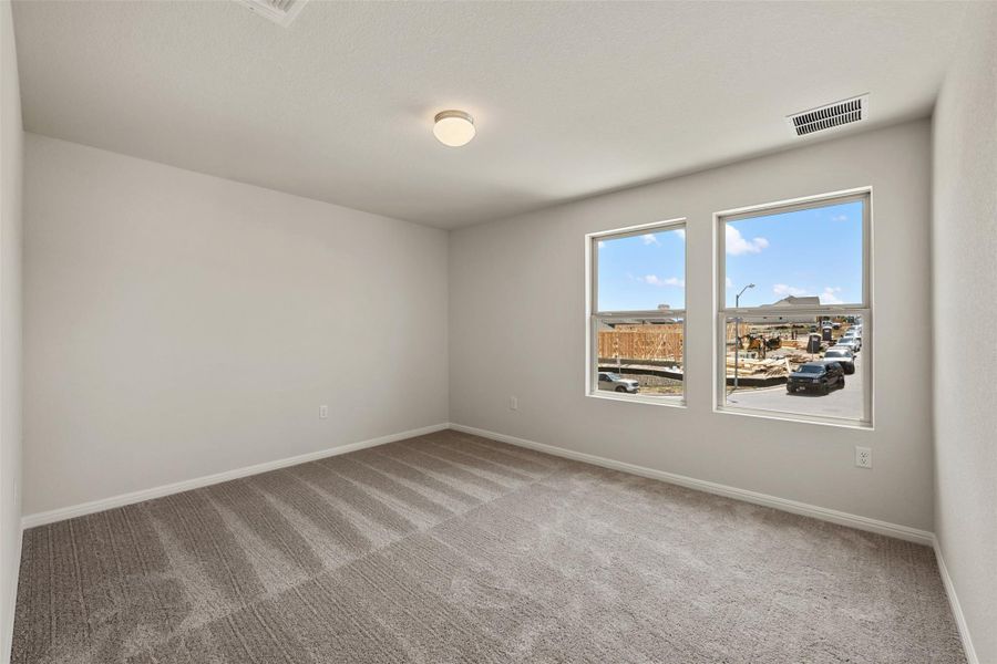 Spacious, unfurnished interior of a new home in Covered Bridge, Hutto (Image 34).