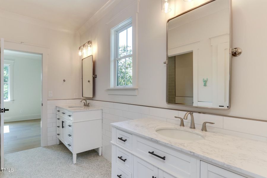 Sweetbriar_4921-31 Sweetbriar_4921-31