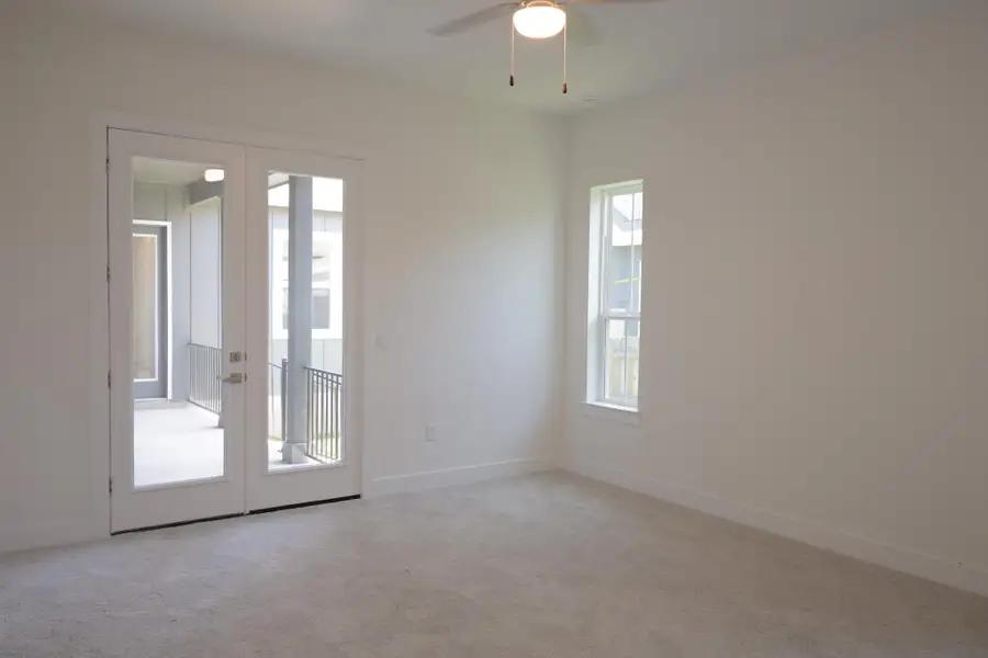 Spacious, unfurnished interior of a new home in Easton Park, Austin (Image 6).