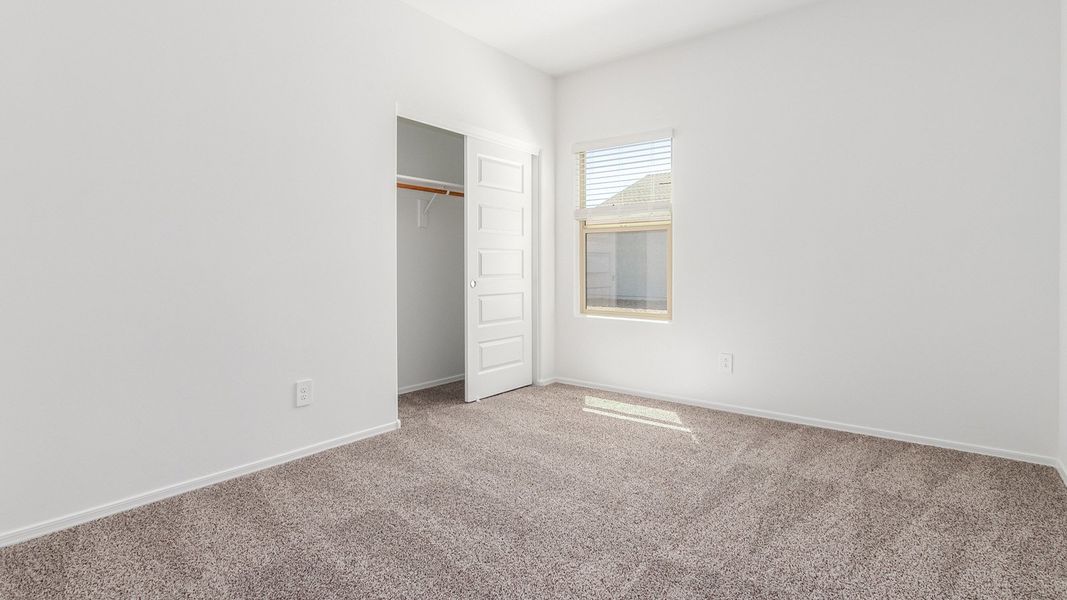Spacious, unfurnished interior of a new home in Sycamore Vista, Vail (Image 15).