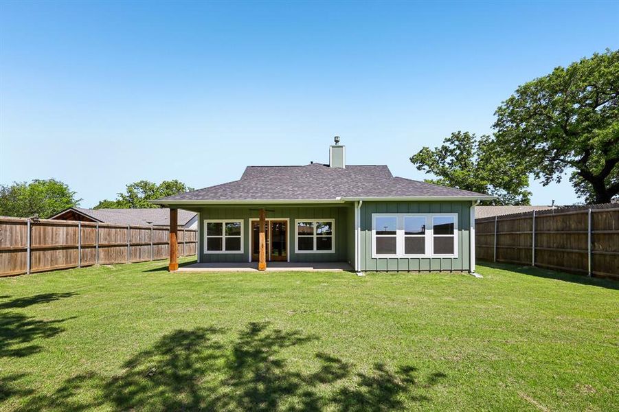 Exterior details and patio area of a home in , North Richland Hills (Image 23).