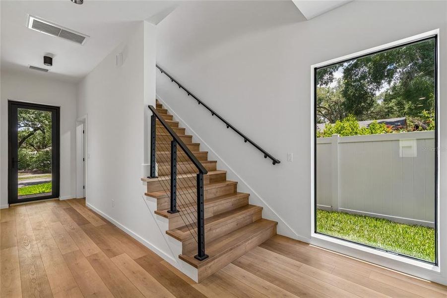 Spacious, unfurnished interior of a new home in , Tampa (Image 62).