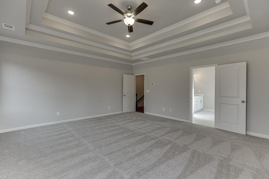 Spacious, unfurnished interior of a new home in , Gainesville (Image 39). Spacious, unfurnished interior of a new home in , Gainesville (Image 39).