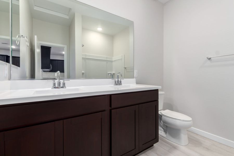 Furnished interior view inside a new home in Sunrise, Surprise (Image 10).