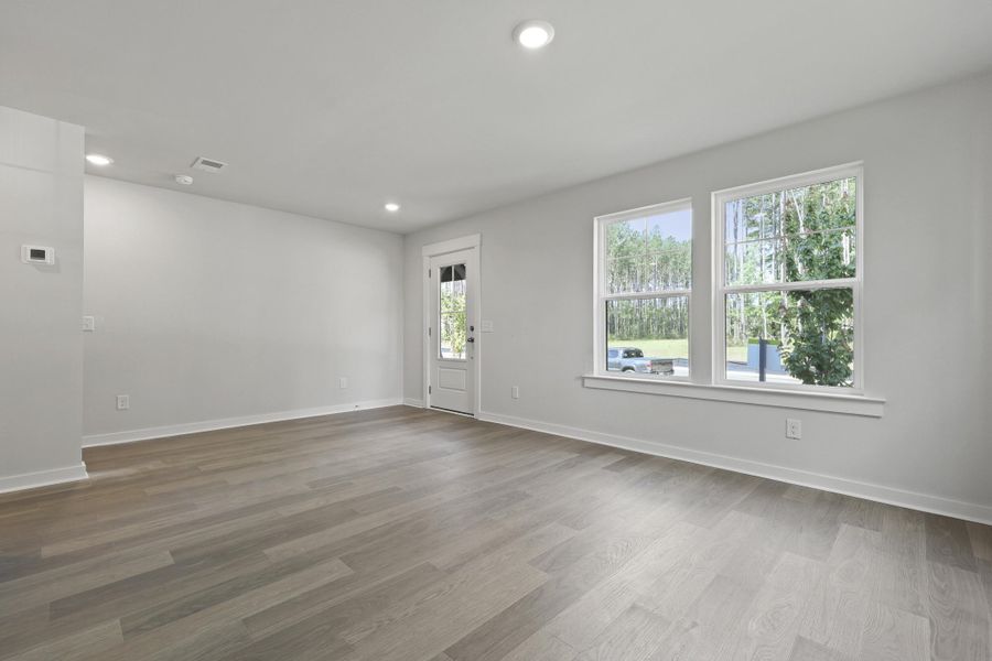 Spacious, unfurnished interior of a new home in Nexton, Summerville (Image 44).