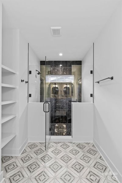 Image 30 of a home in .