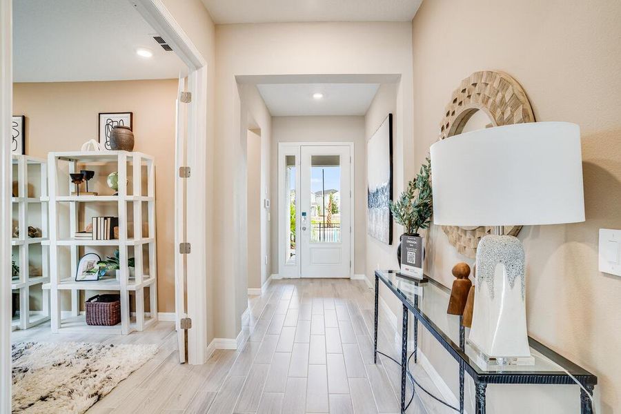 Furnished interior view inside a new home in Ardisia Park, New Smyrna Beach (Image 37).