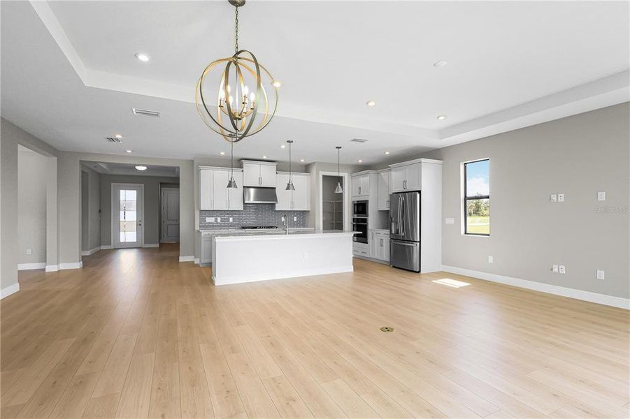 Spacious, unfurnished interior of a new home in Woodland Preserve, Parrish (Image 37).
