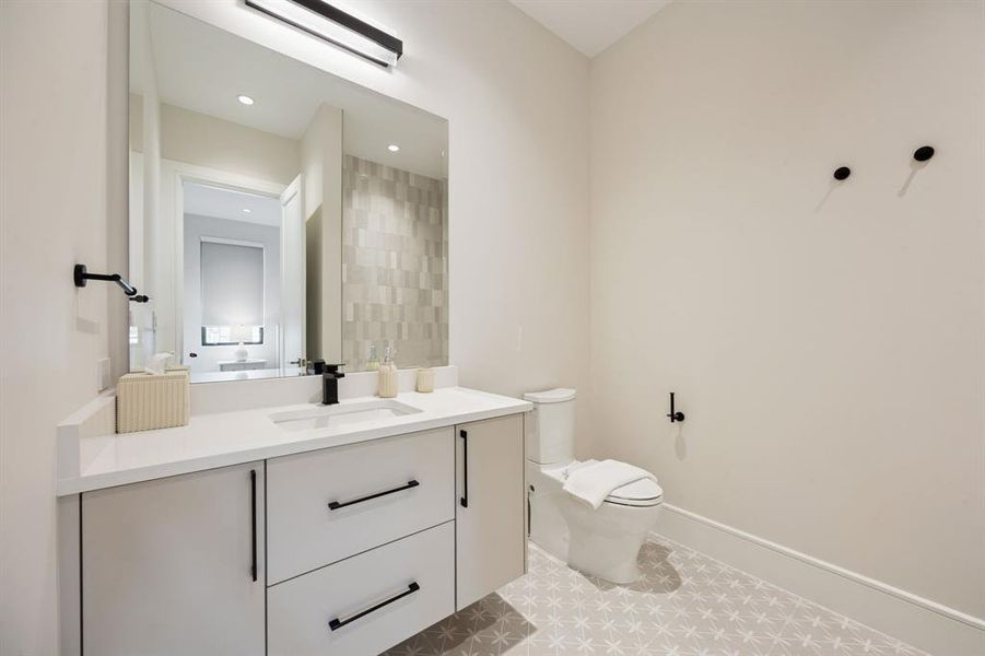 Furnished interior view inside a new home in Avadene at Las Colinas, Irving (Image 29).