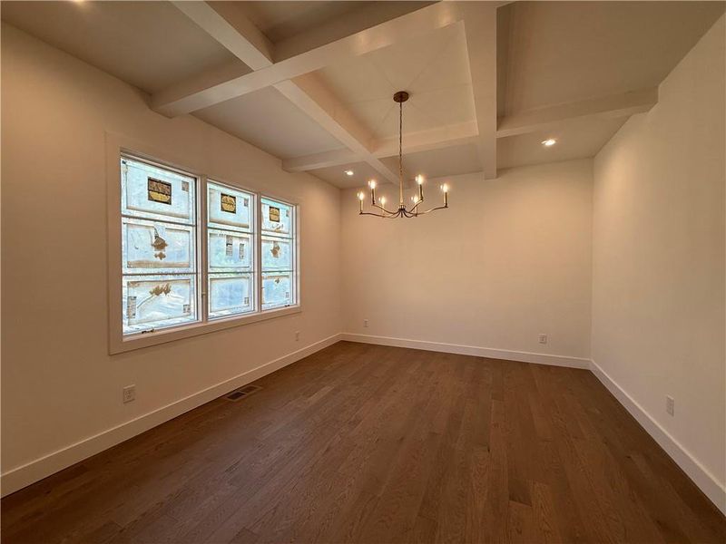 Spacious, unfurnished interior of a new home in , Acworth (Image 12).