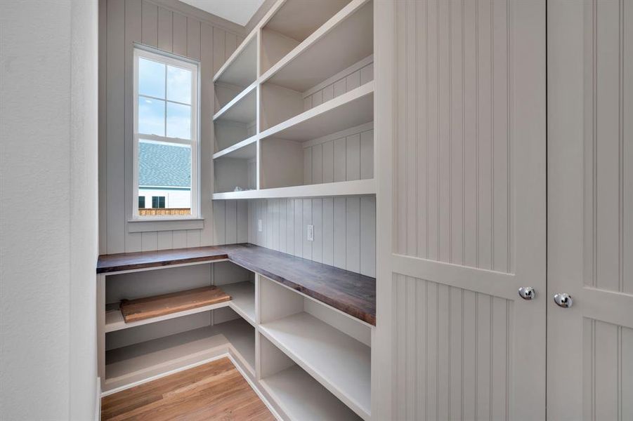 Furnished interior view inside a new home in , Midlothian (Image 7).