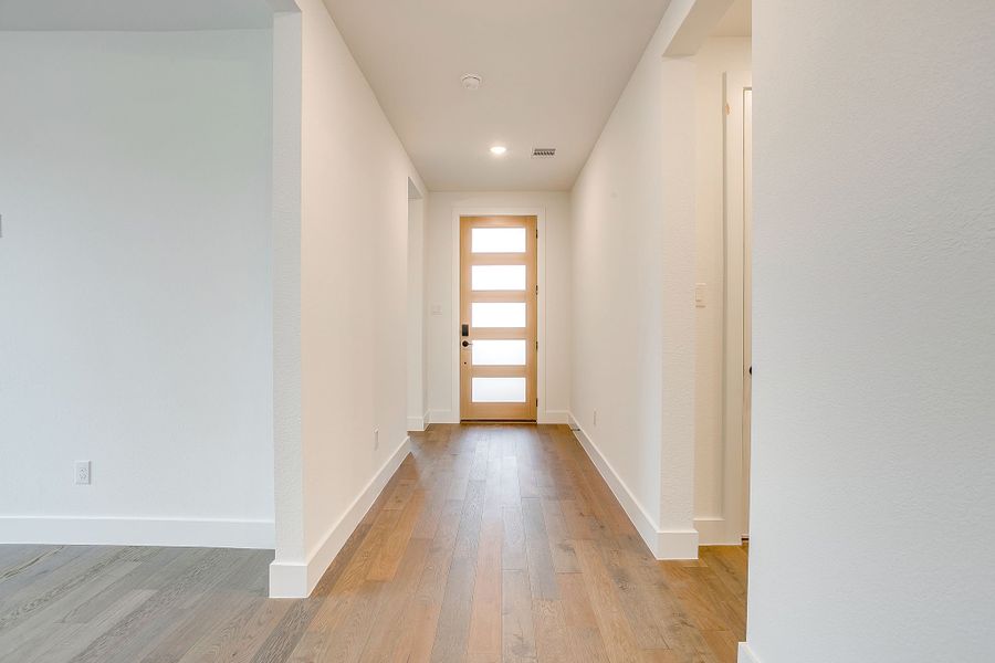 Representative unfurnished interior of a home built from the Valera by Graham Hart Home Builder in Bear Ridge, Burleson (Image 29).