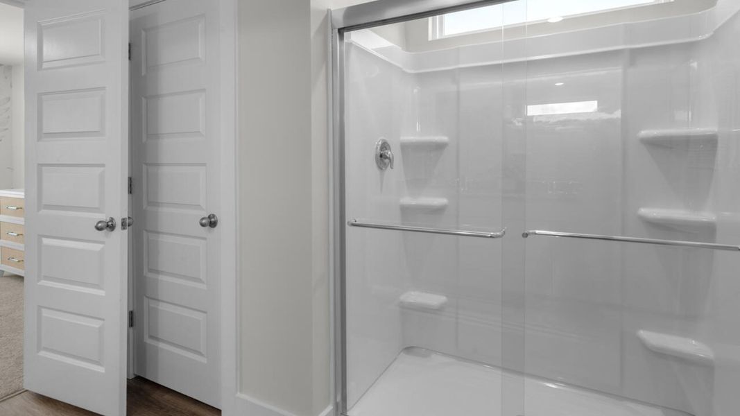 Furnished interior view inside a new home in Surfside Landing, Hubert (Image 30).