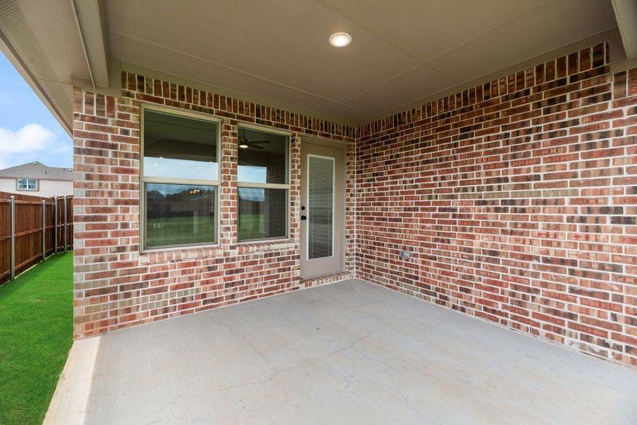 El Dorado-Concept 2065-LD-S-288 Coronado Court-Covered Patio-Risewell Homes