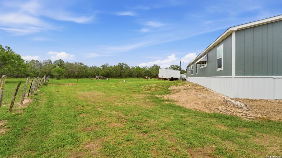Exterior details and patio area of a home in , Seguin (Image 22).