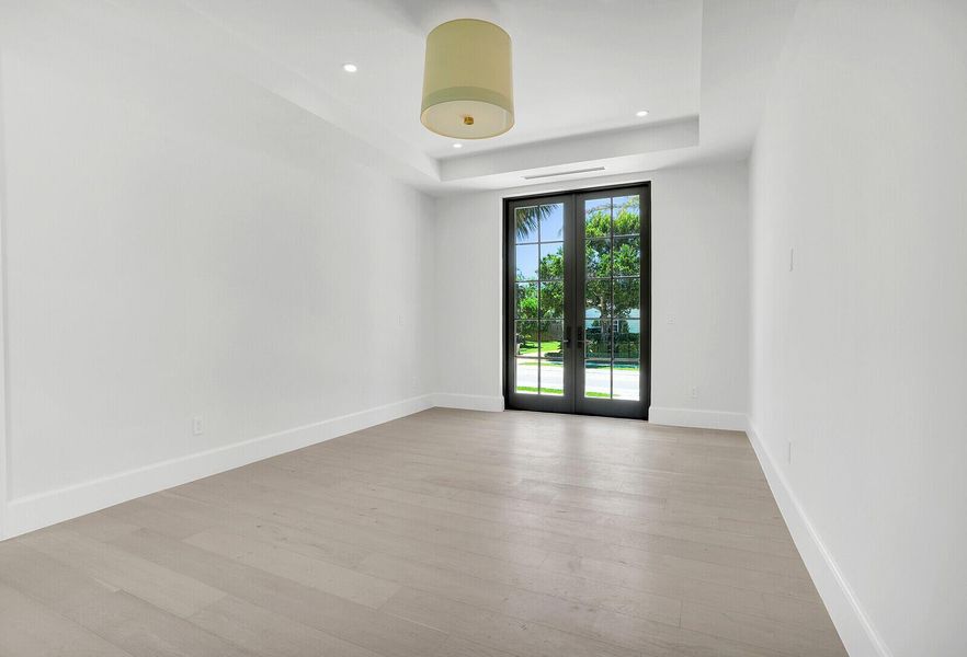 Spacious, unfurnished interior of a new home in , West Palm Beach (Image 25). Spacious, unfurnished interior of a new home in , West Palm Beach (Image 25).