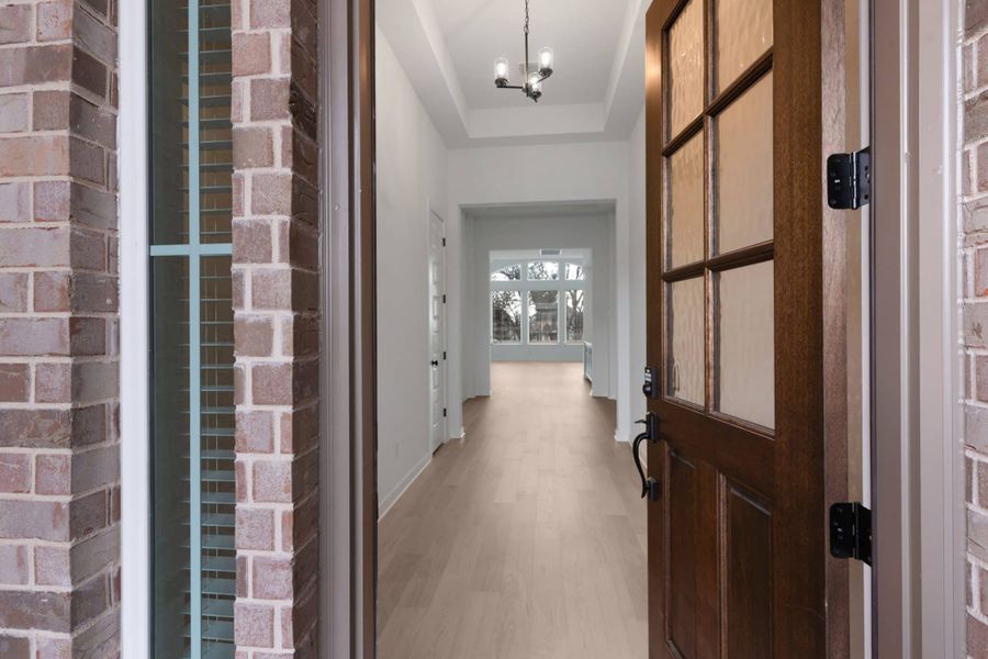 Exterior details and patio area of a home in Highland Village, Georgetown (Image 13).