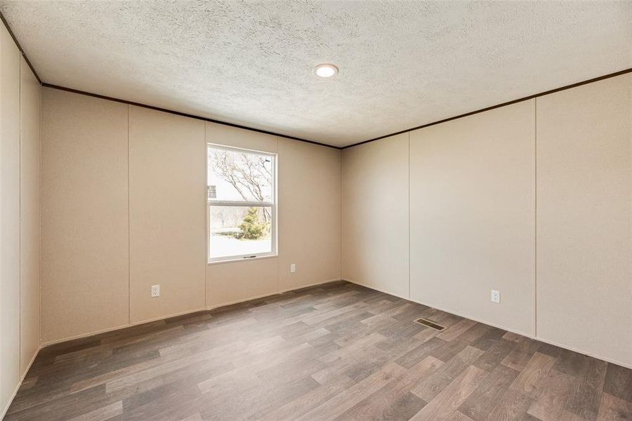 Spacious, unfurnished interior of a new home in , Terrell (Image 17).