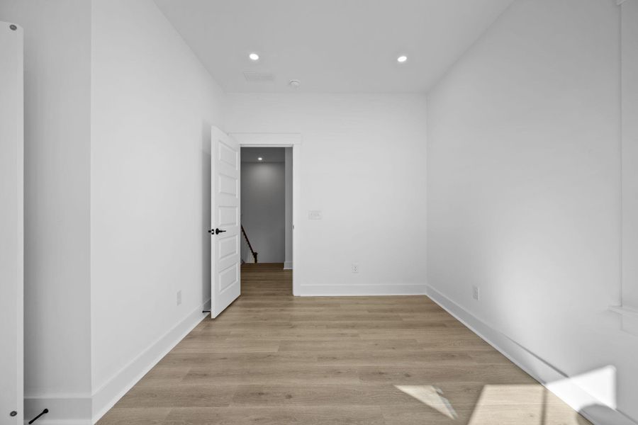 Spacious, unfurnished interior of a new home in , Johns Island (Image 21).