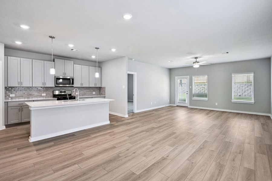 Photo is not of the actual home but is an inspirational photo of builder’s model home and may depict options, furnishings, and/or decorator features that are not included. Photo is not of the actual home but is an inspirational photo of builder’s model home and may depict options, furnishings, and/or decorator features that are not included.