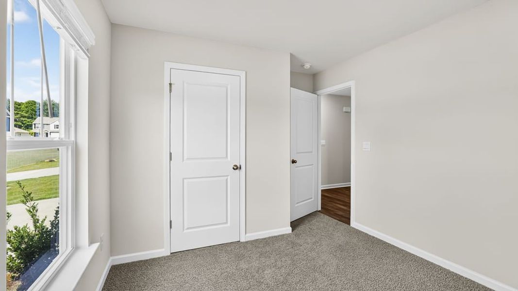 Spacious, unfurnished interior of a new home in Gibson Grove, Laurens (Image 18).