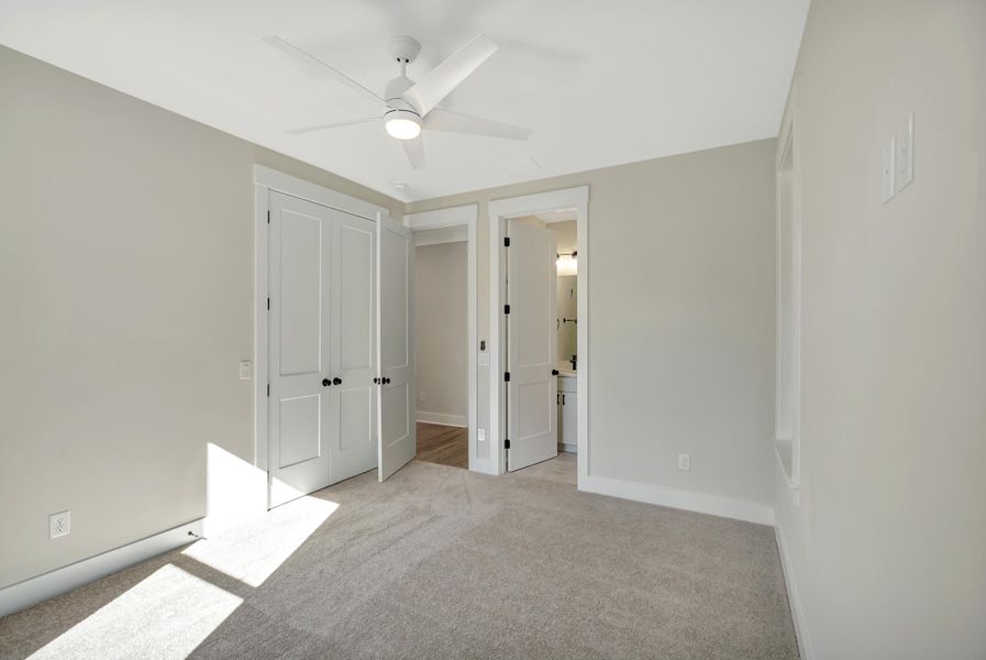 Spacious, unfurnished interior of a new home in , Charleston (Image 22).